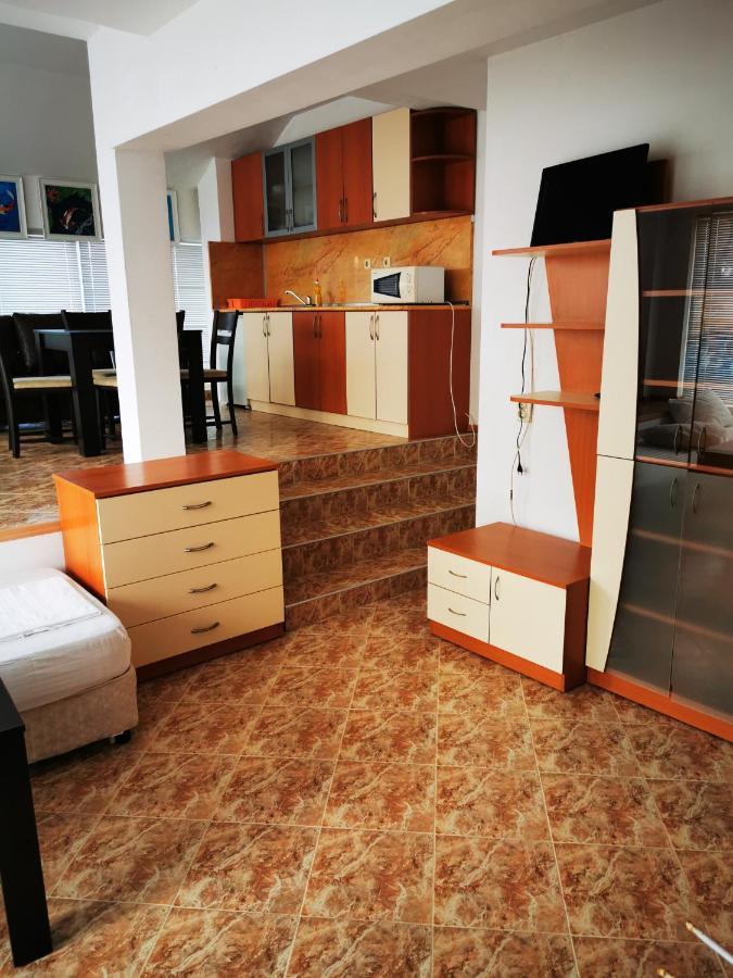 Jelezchevi Guest Rooms 프리모르스코 외부 사진