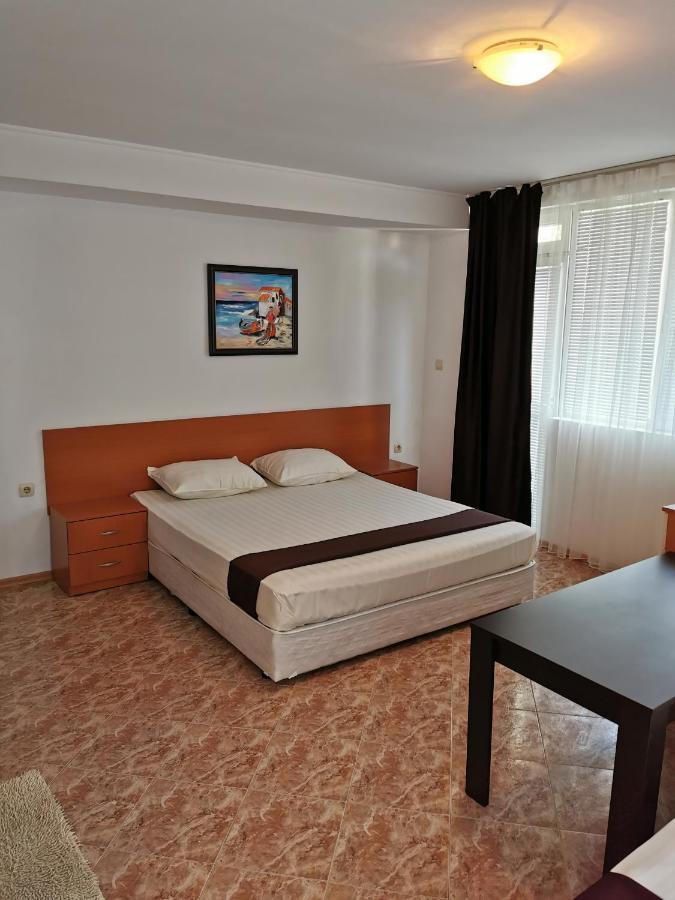 Jelezchevi Guest Rooms 프리모르스코 외부 사진