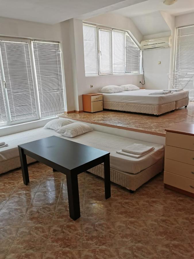 Jelezchevi Guest Rooms 프리모르스코 외부 사진