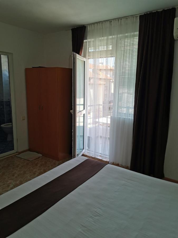 Jelezchevi Guest Rooms 프리모르스코 외부 사진