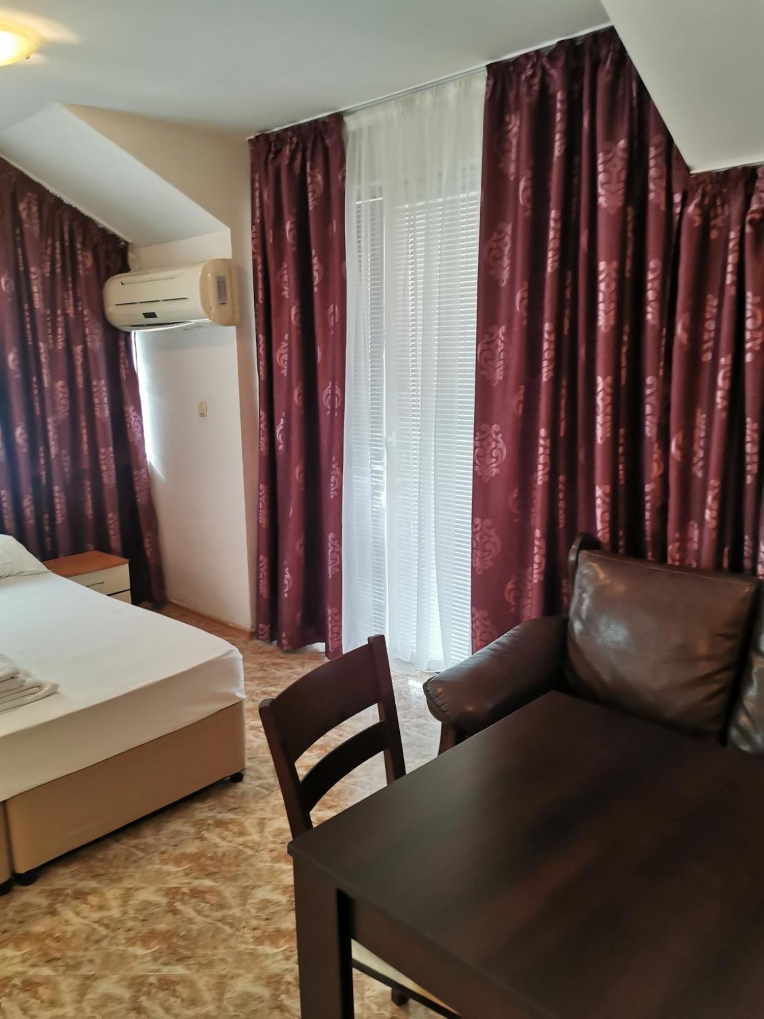 Jelezchevi Guest Rooms 프리모르스코 외부 사진