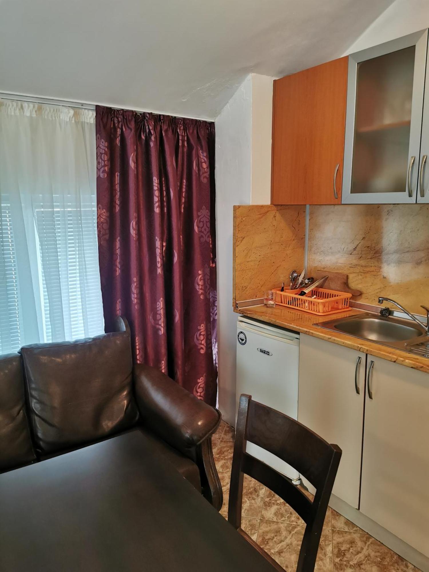 Jelezchevi Guest Rooms 프리모르스코 외부 사진