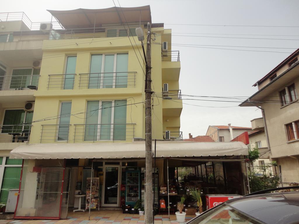 Jelezchevi Guest Rooms 프리모르스코 외부 사진